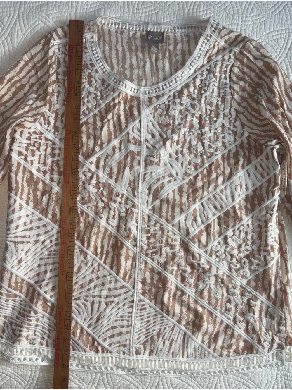 Chico's Cream and Beige Patterned Blouse Large Chicos Size 2 - Picture 5 of 9
